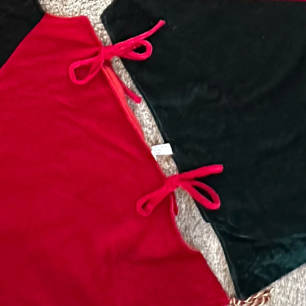 🎄VTG Red, Green & Gold Snowflake Design Round Christmas Tree Skirt 50" - Picture 12 of 12